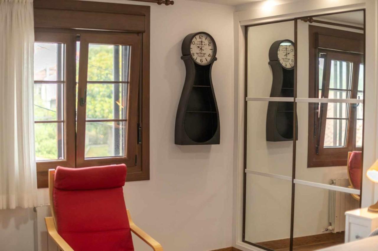 Apartamentos La Corrada De Andrin Bagian luar foto