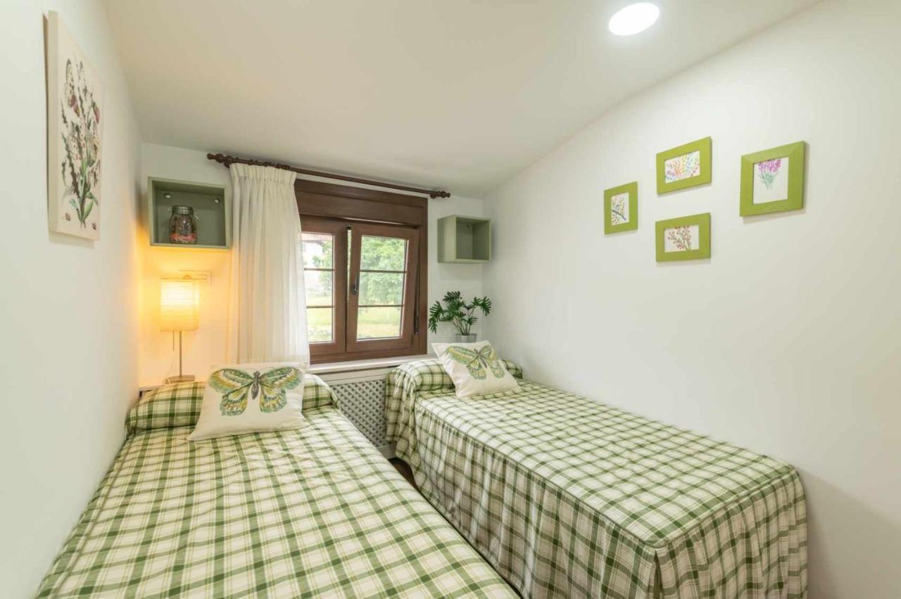 Apartamentos La Corrada De Andrin Bagian luar foto